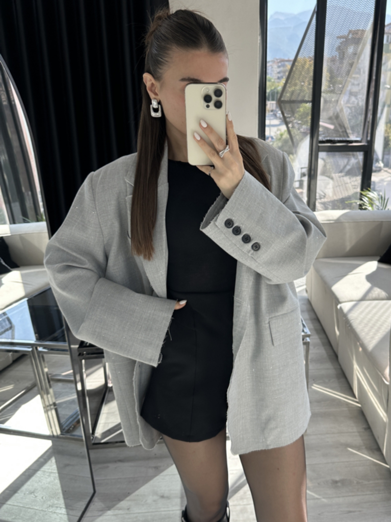 TAŞLI GRİ OVERSİZE BLAZER