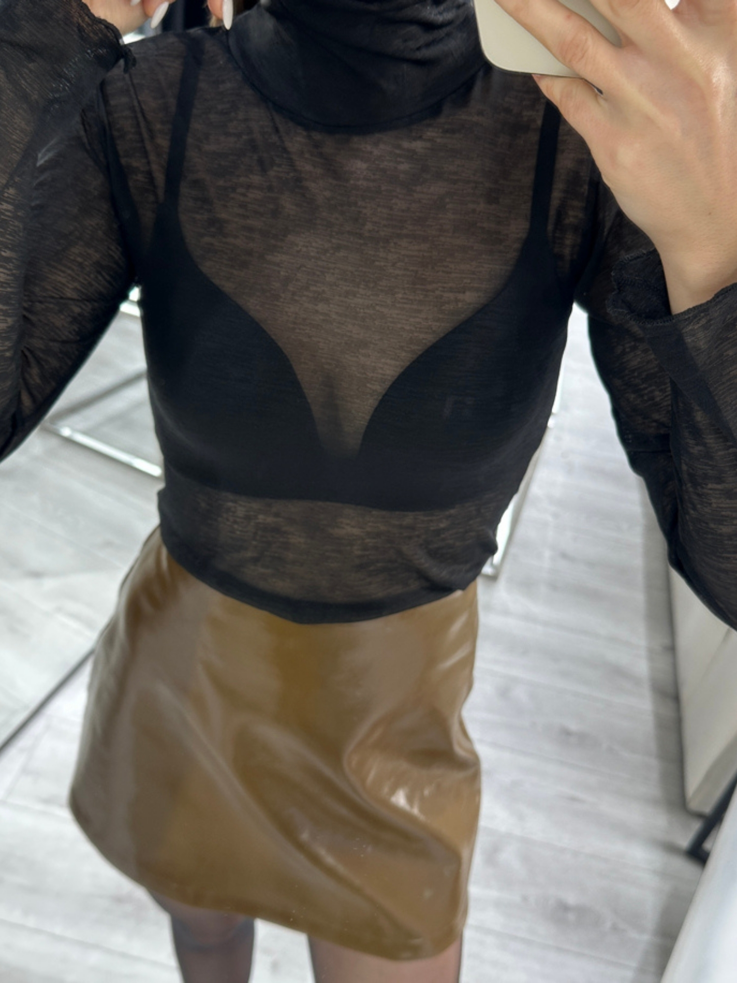 BOĞAZLI TRANSPARAN BLUZ