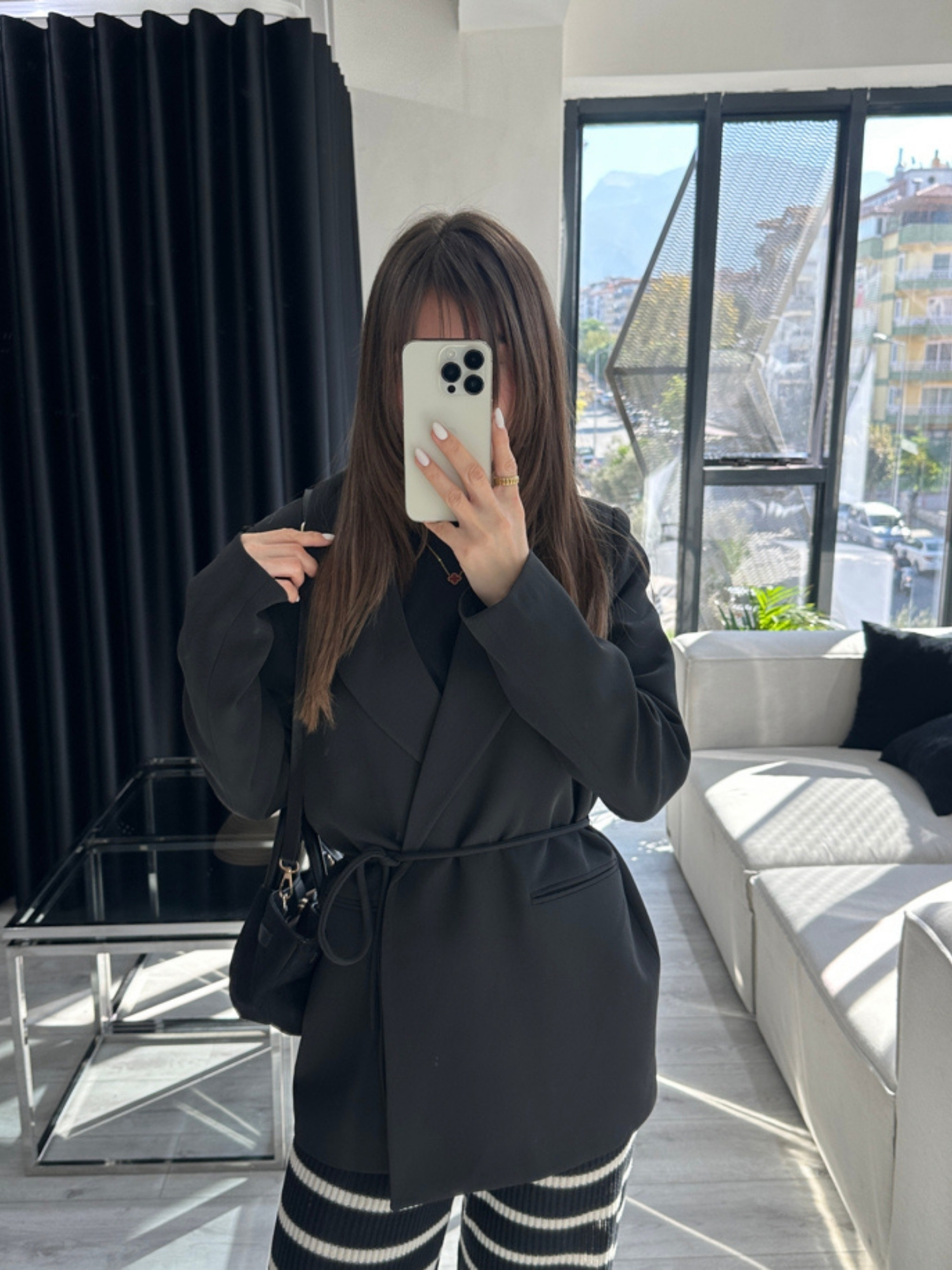 BAĞLAMA DETAYLI SİYAH BLAZER